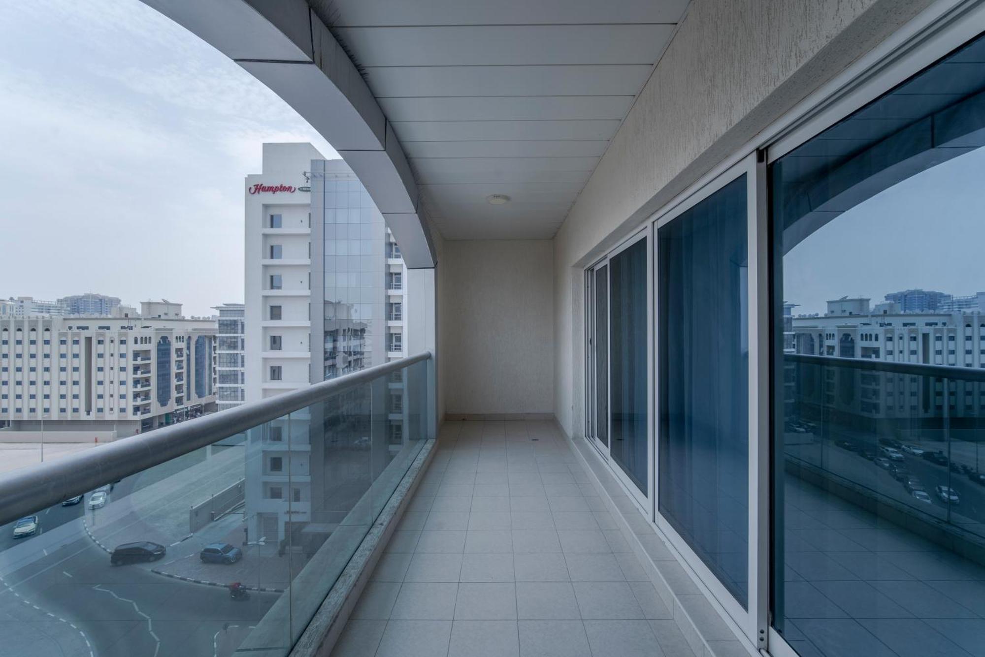 Rose Garden Hotel Apartments - Al Barsha, Near Metro Station Dubai Bagian luar foto